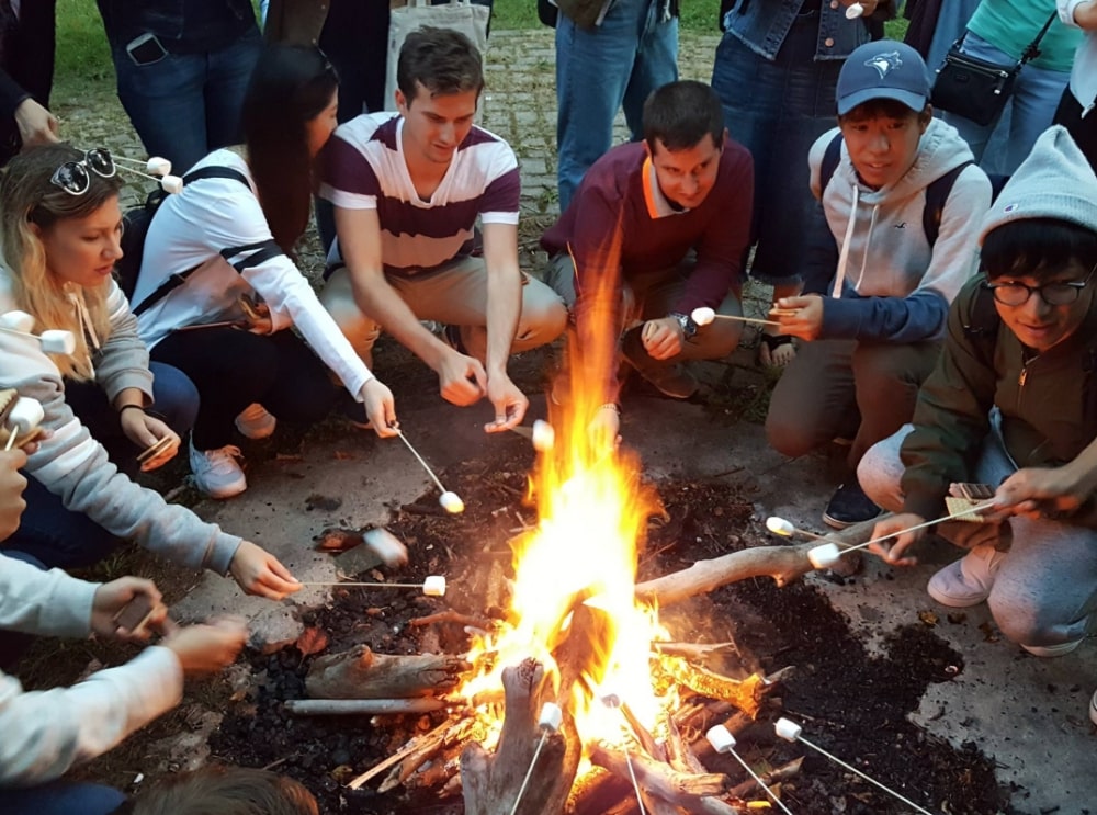 visa vacances travail Canada école de langue ILAC College Toronto